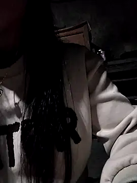 Feeling-hot online show from February 2026 01:11:01 PM