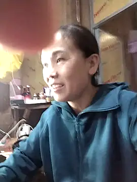 Snapshot of Feeling-hot chatting on November 2025 05:56:01 AM Feeling-hot online show from November 2025 05:56:01 AM