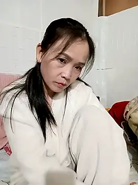 Feeling-hot online show from December 2025 07:46:02 PM