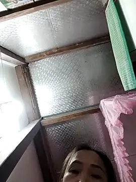 Feeling-hot online show from December 2025 10:57:02 PM