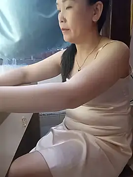 Feeling-hot online show from June 2026 03:50:01 AM