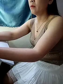 Feeling-hot online show from May 2026 03:32:01 AM
