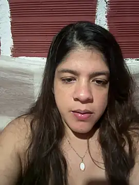 diamore3377 online show from February 2026 03:39:01 AM