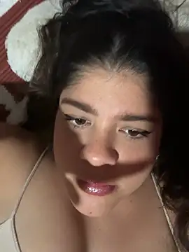 diamore3377 online show from February 2026 02:12:02 AM