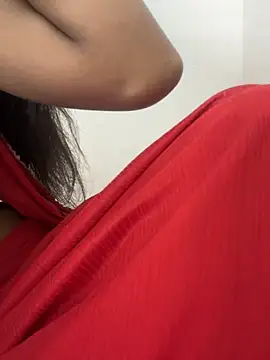 soniya-singh07 online show from November 2025 05:51:01 PM