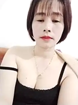 Snapshot of Swan-white123 chatting on January 2026 10:46:02 PM Swan-white123 online show from January 2026 10:46:02 PM