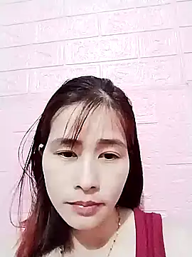 Swan-white123 online show from November 2025 01:26:01 PM