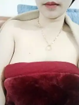 Snapshot of Swan-white123 chatting on February 2026 01:47:01 AM Swan-white123 online show from February 2026 01:47:01 AM