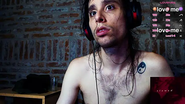 CaramelToy online show from January 2026 06:33:01 PM