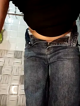 thuy-kieu online show from February 2026 06:22:01 AM