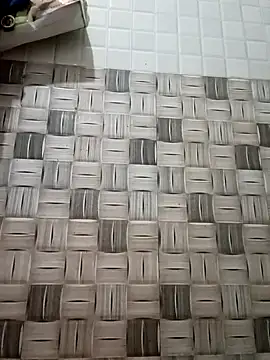 thuy-kieu online show from February 2026 09:27:02 PM