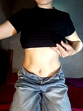 thuy-kieu online show from February 2026 09:42:02 AM