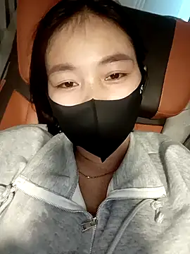 thuy-kieu online show from December 2025 09:25:02 AM