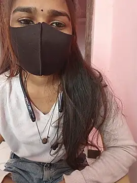 Iamyourdarling online show from November 2025 07:12:01 AM