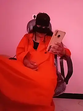 Iamyourdarling online show from December 2025 05:46:02 AM