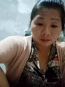 vangkt-cute online show from November 2025 02:21:01 PM