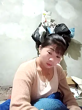 vangkt-cute online show from December 2025 04:06:02 PM