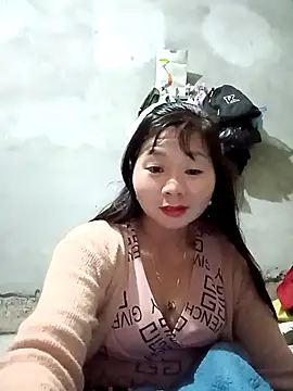 vangkt-cute online show from December 2025 10:56:01 PM