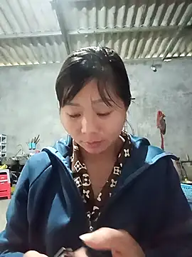 vangkt-cute online show from April 2026 10:00:02 AM