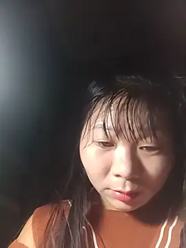 Snapshot of vangkt-cute chatting on May 2026 07:43:02 PM vangkt-cute online show from May 2026 07:43:02 PM