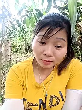 Snapshot of vangkt-cute chatting on April 2026 04:52:02 AM vangkt-cute online show from April 2026 04:52:02 AM