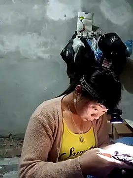 vangkt-cute online show from December 2025 11:34:02 AM