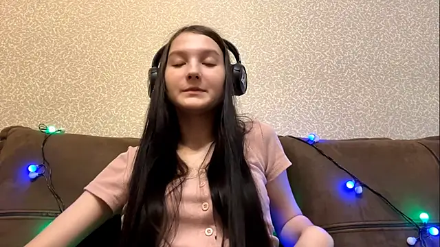 AurorAurora online show from December 2025 08:38:01 AM