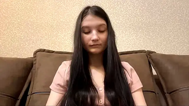 Snapshot of AurorAurora chatting on February 2026 08:37:02 AM AurorAurora online show from February 2026 08:37:02 AM