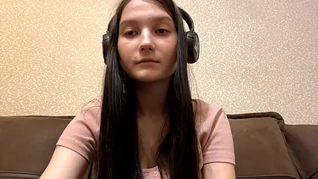 AurorAurora online show from December 2025 09:11:02 AM