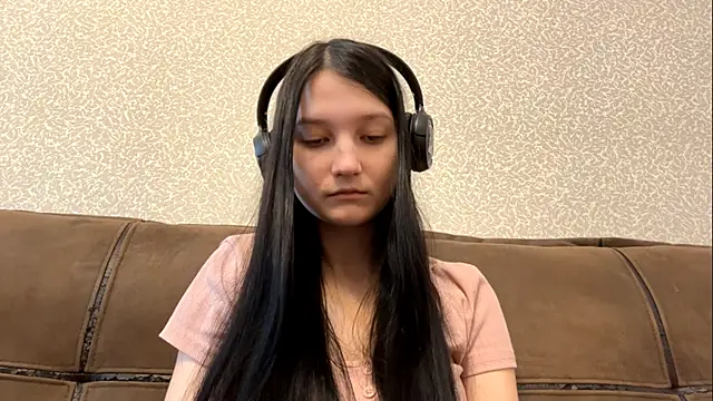 AurorAurora online show from January 2026 07:23:01 AM