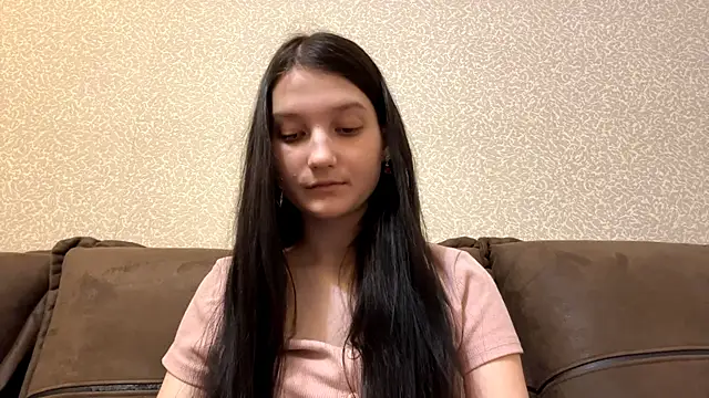 Snapshot of AurorAurora chatting on March 2026 09:16:01 AM AurorAurora online show from March 2026 09:16:01 AM