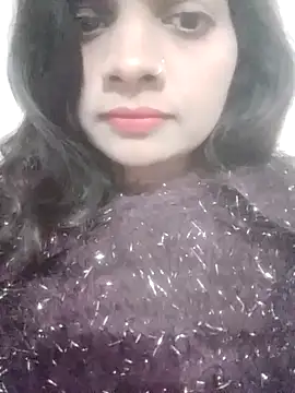 riyahot011 online show from November 2025 04:02:02 PM