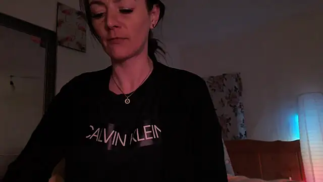 MissyDior8 online show from April 2026 09:01:01 AM