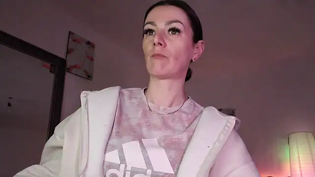 MissyDior8 online show from March 2026 07:19:01 AM