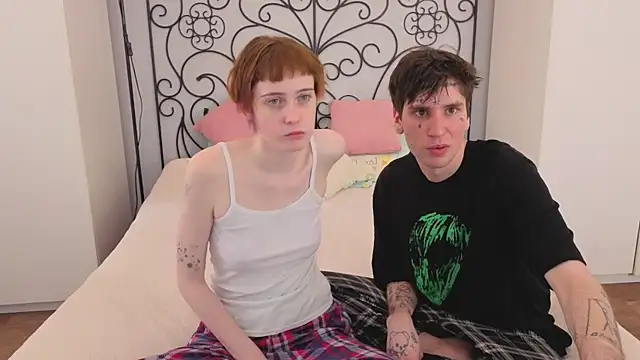 Danny loves Mary online show from April 2026 02:06:01 AM