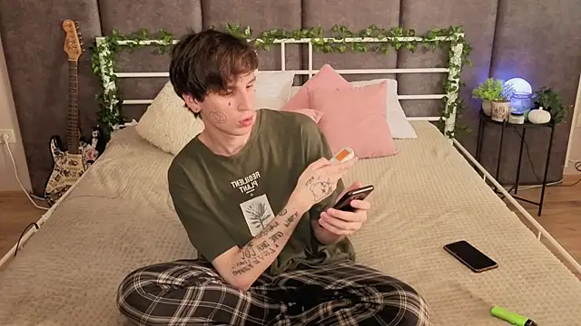 Danny loves Mary online show from June 2026 07:02:01 AM