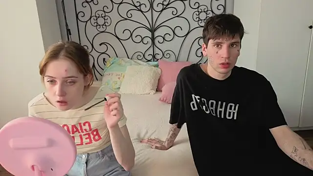 Danny loves Mary online show from April 2026 02:02:02 AM