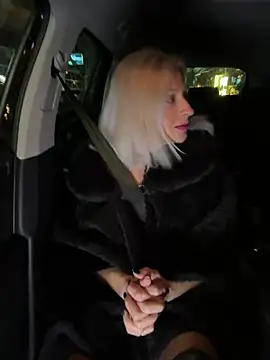 Snapshot of HOTLadyluna chatting on February 2026 09:36:01 PM HOTLadyluna online show from February 2026 09:36:01 PM