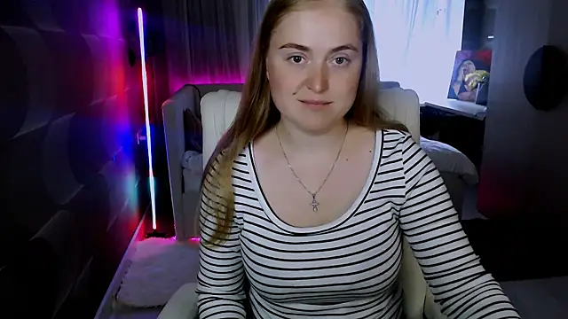 Snapshot of Kate_Moan chatting on June 2026 05:58:01 AM Kate Moan online show from June 2026 05:58:01 AM
