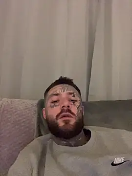 magicmichaell online show from February 2026 06:06:01 PM