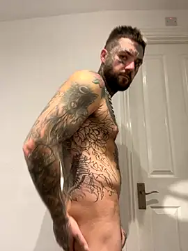 Snapshot of magicmichaell chatting on November 2025 09:53:01 PM magicmichaell online show from November 2025 09:53:01 PM