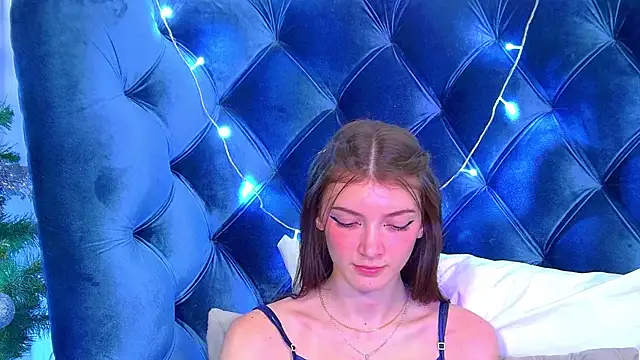 SophiaProve online show from December 2025 03:58:02 PM