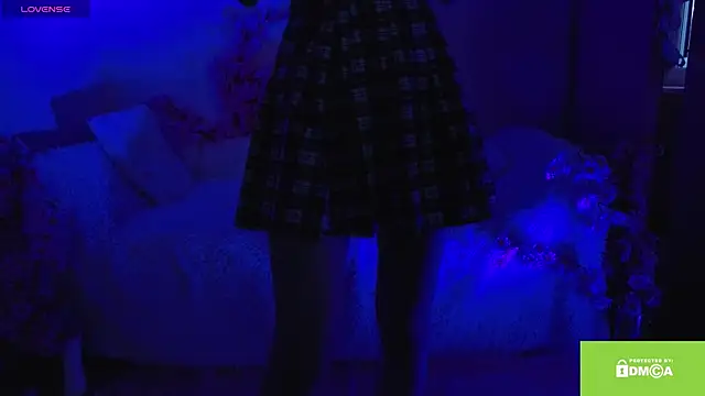 Kitty gaze online show from April 2026 02:57:02 PM