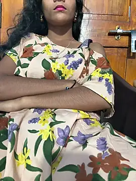 Snapshot of Rani__telugu chatting on February 2026 06:02:01 AM Rani telugu online show from February 2026 06:02:01 AM