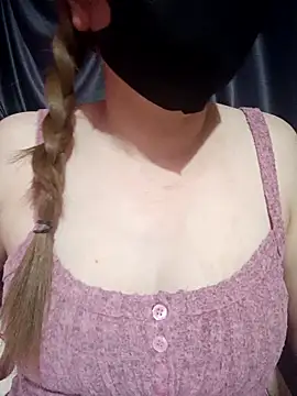 MiHeni online show from April 2026 04:32:02 PM