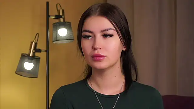 CoreenYorton online show from December 2025 01:11:01 AM