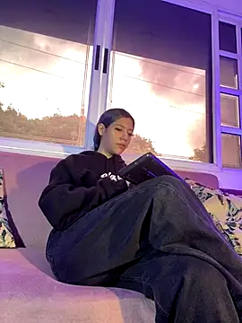 Snapshot of ReiAyanamy chatting on December 2025 07:38:01 PM ReiAyanamy online show from December 2025 07:38:01 PM