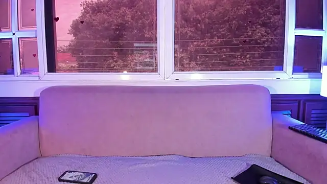 ReiAyanamy online show from April 2026 09:33:02 PM