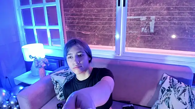 Snapshot of ReiAyanamy chatting on January 2026 08:04:02 PM ReiAyanamy online show from January 2026 08:04:02 PM