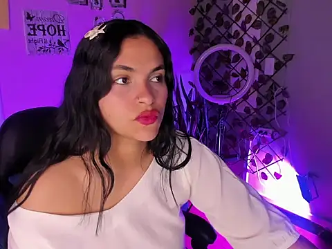 Alisson Evans   online show from November 2025 11:32:02 AM